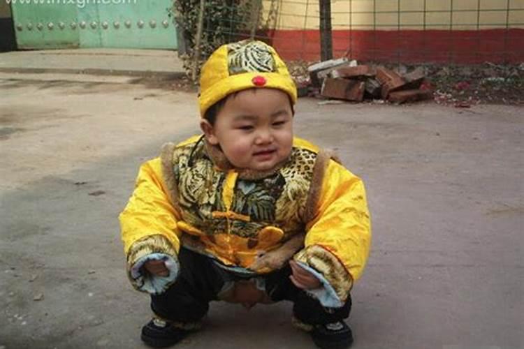梦见婴儿尿床有什么预兆？是什么意思？