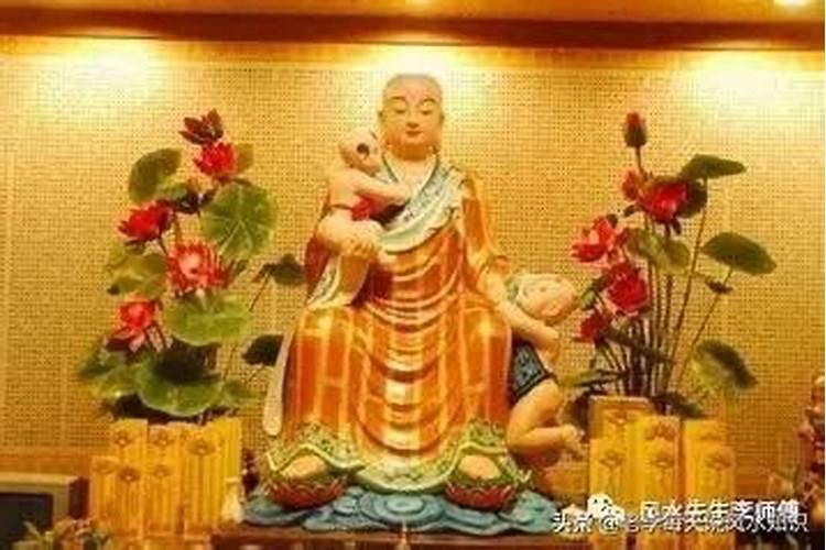 女大三岁女属虎男属蛇矛盾很多吗 会不会离婚？