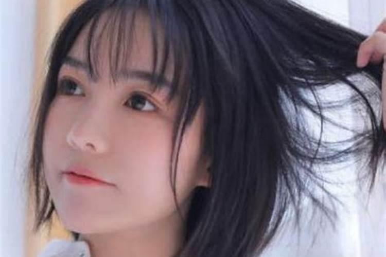 梦见和女演员交谈是什么预兆？