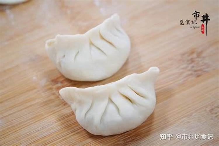 冬至的饺子要12个褶子吗 冬至包饺子要捏多少个褶子