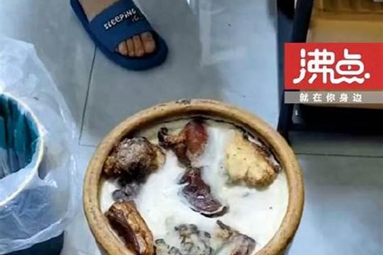 三十晚上挪动荤油坛子寓意动婚,具体怎么做