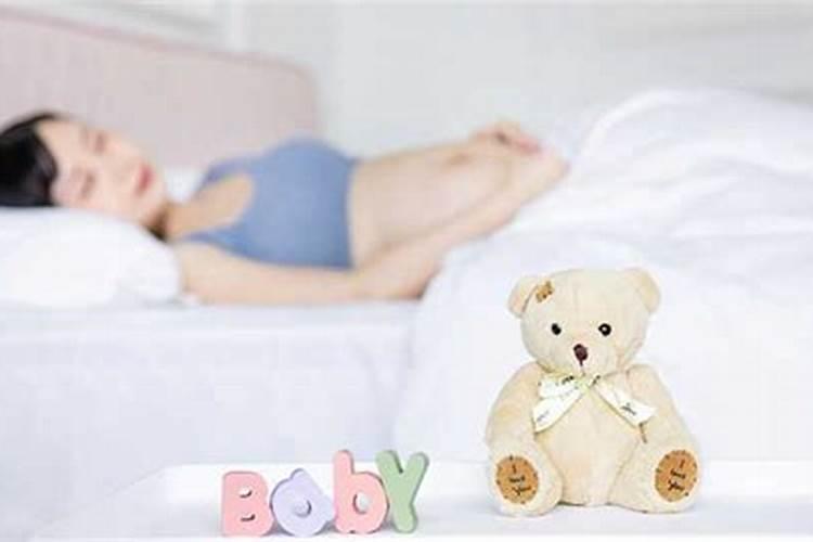 梦见女人在自己男朋友面前脱光了,看到阴道