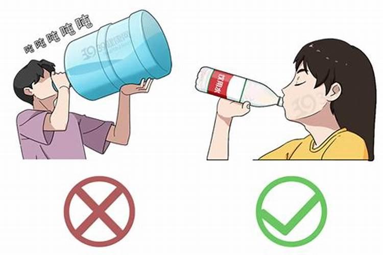 命八字土多的女人和水多的男人合吗？