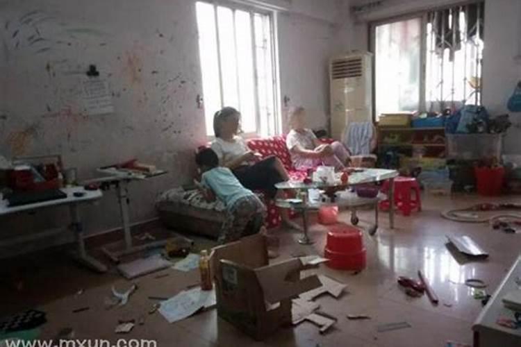 梦见铲墙皮是什么意思