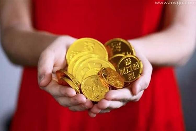 梦见在别人家吃饭我给钱了的预兆