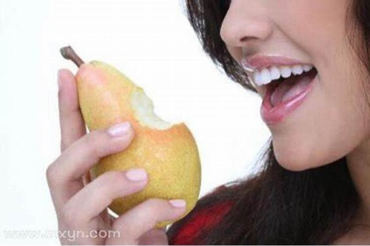 梦见外孙女对着外婆笑的预兆