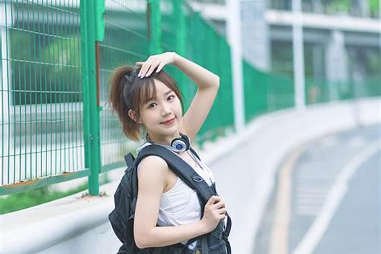 梦见邻家女孩