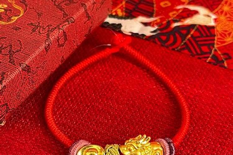 属狗2024年佩戴什么吉祥物饰品