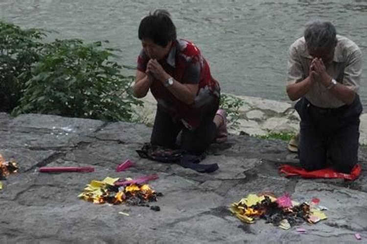 鬼节要去墓地祭拜吗