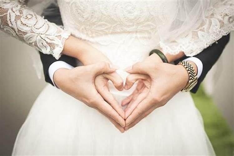 女人梦见和女人结婚什么预兆