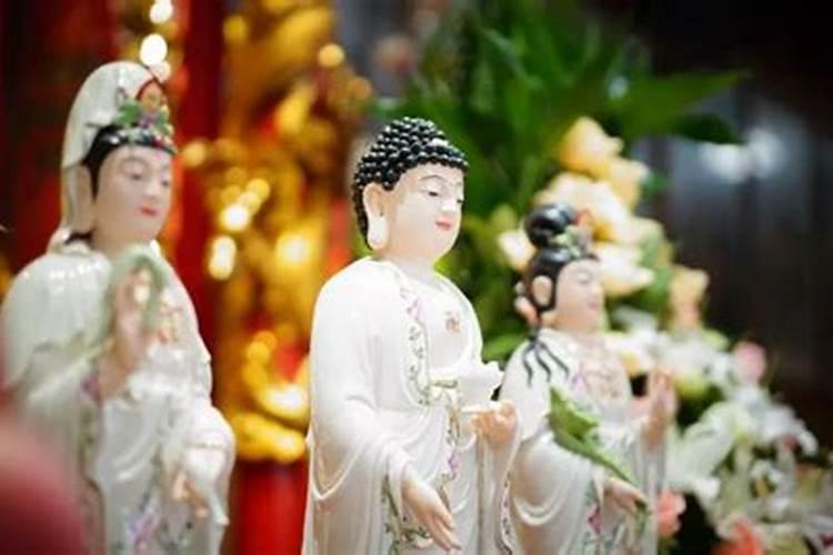 犯太岁可以拜神吗