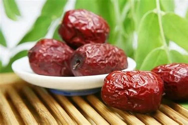 梦到吃枣子是什么意思