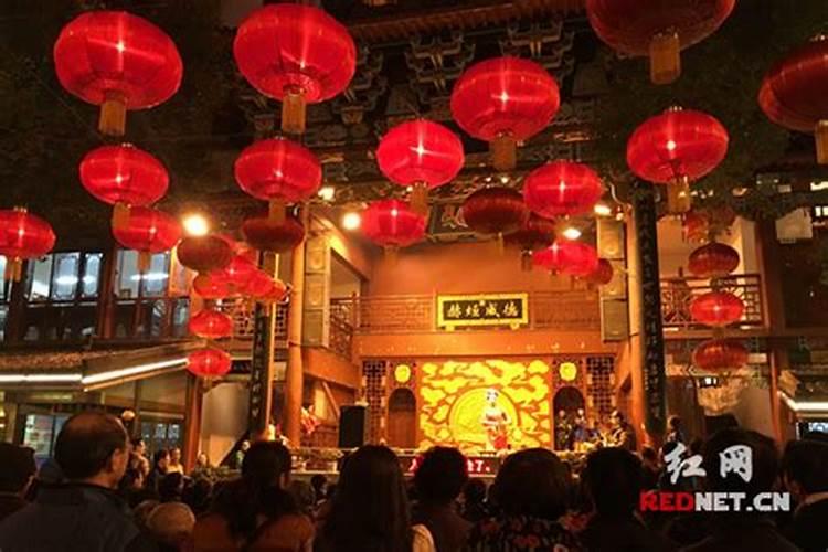 元宵节祭祖送灯是要祭拜祖先吗