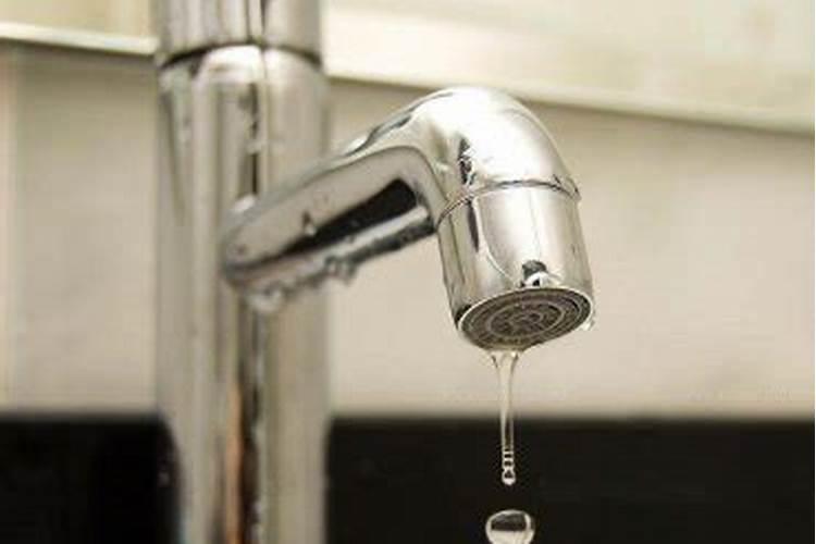 梦见别人家漏水了的预兆