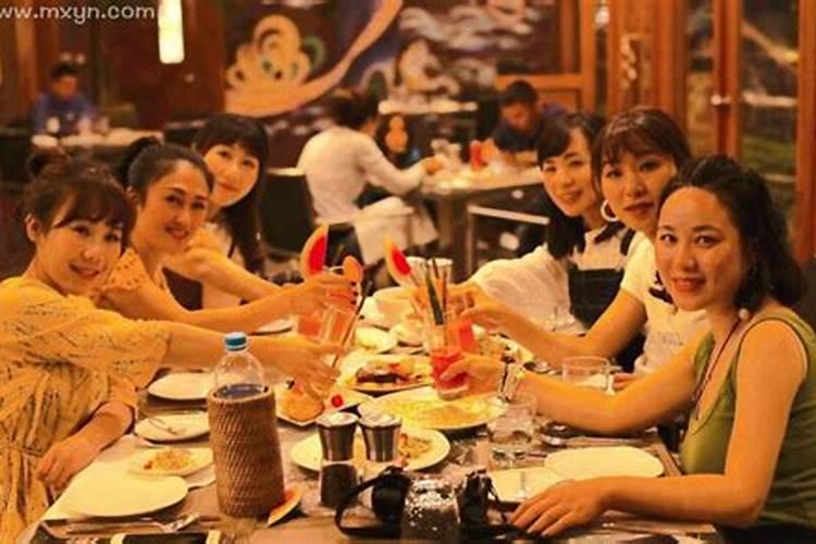 梦见和情人一起吃饭是什么预兆？