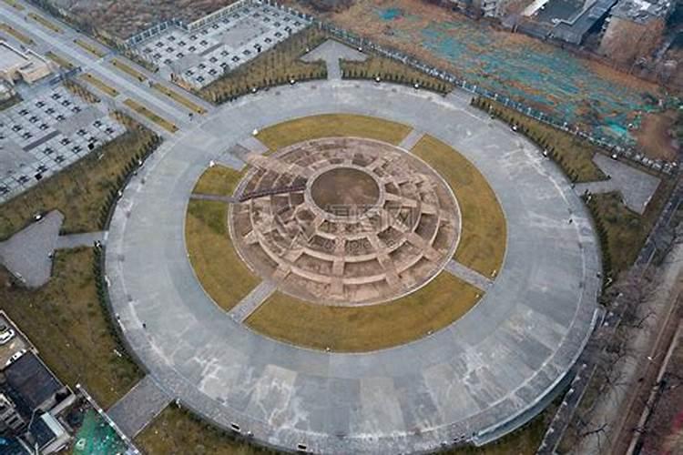 西安天坛遗址公园,隋唐皇帝祈福祭天的地方,比北京天坛早1000年百度...