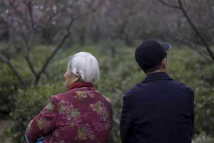 老梦到死去的亲人是什么意思