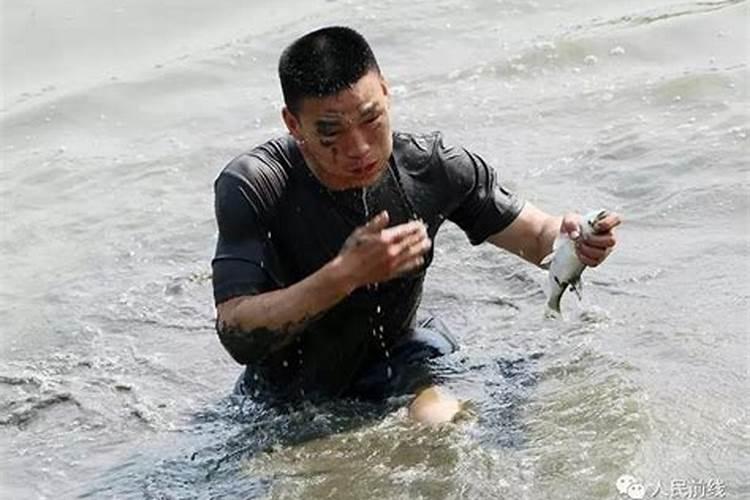 梦见去逝爸爸把我钱包拿走？