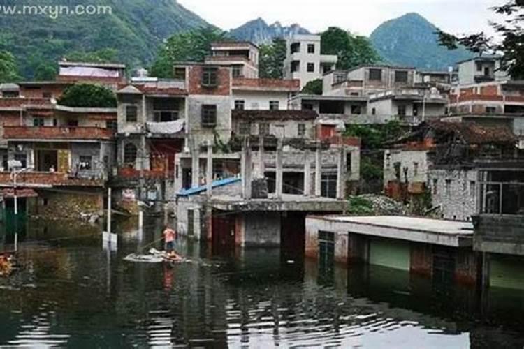 梦见涨水淹别人的房子的预兆