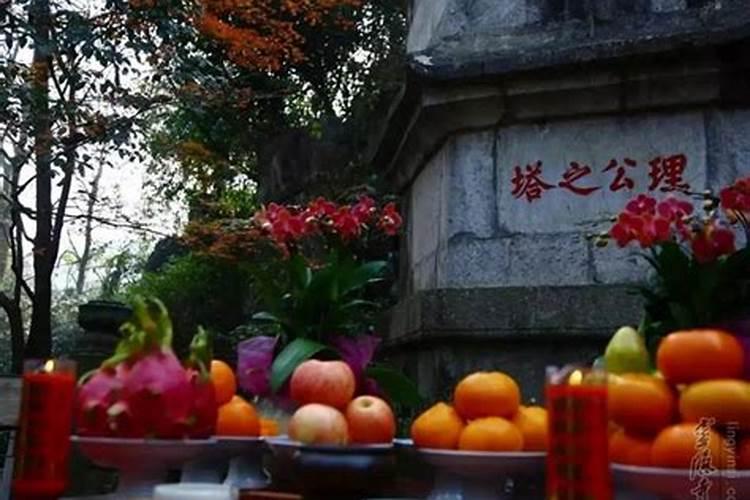 女人梦见汽车被偷了是什么意思