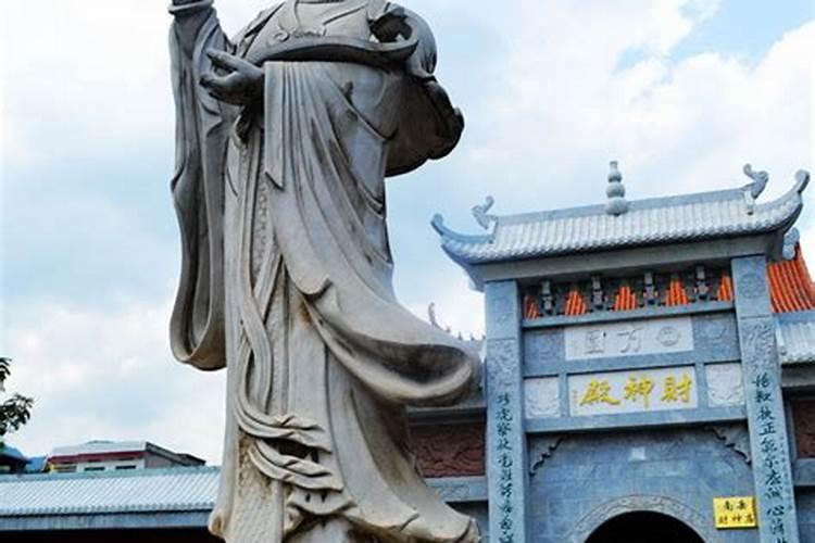 五岳圣地之一:南岳烧香拜佛的讲究