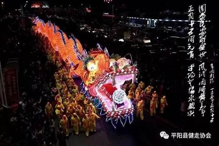 猎户座在星空中哪个位置？