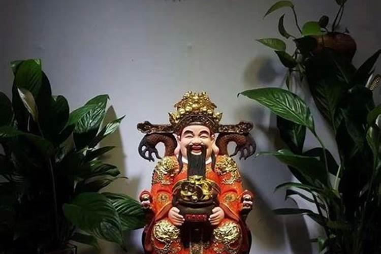 家里供奉哪位财神最好 五路财神分别是哪五位？