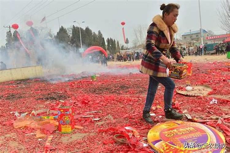 谁能介绍一下山东莱芜的特色的风土人情？