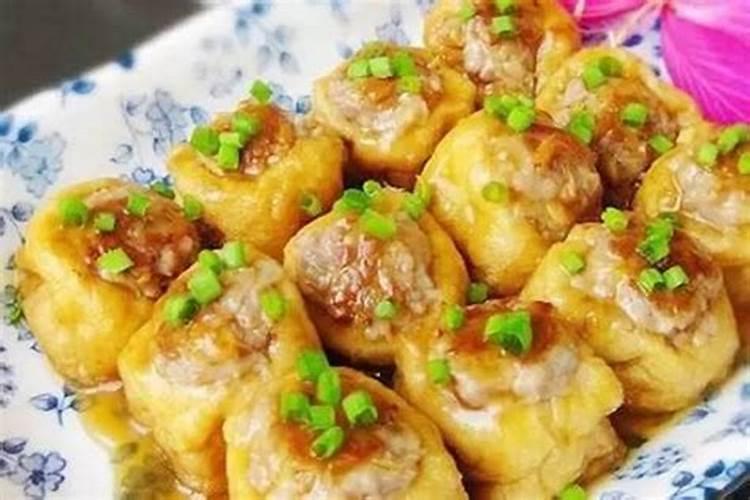 梦见一群人吃饭就我没有饭吃