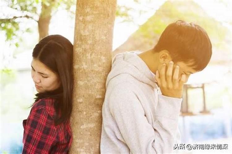 梦见提分手,男朋友伤心哭泣,梦里很反感他