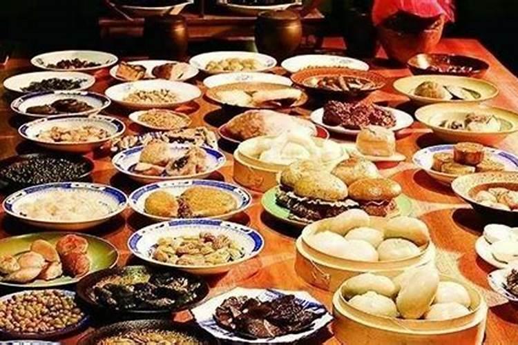 7月十五吃什么