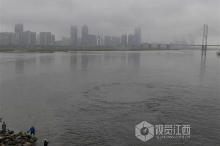 梦见好多陌生人什么意思？
