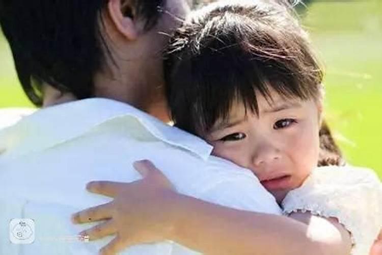 梦见与旧情人抱在一起哭