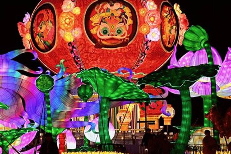 请问咱们北京元宵节时的灯会、庙会是几点开始,几点结束啊!另外顺便帮...