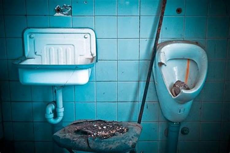 梦见一群陌生人住进我家的预兆