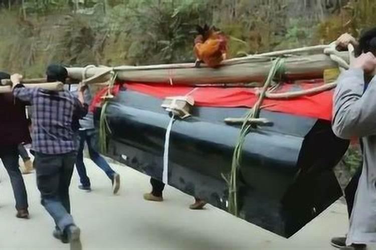 梦见我叔叔死了等我赶回去他就用棺材抬走哭得我死去活来什么意思？百 ...