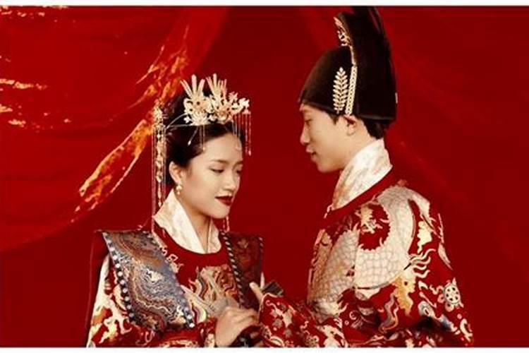 什么是比肩 八字日柱比肩看婚姻