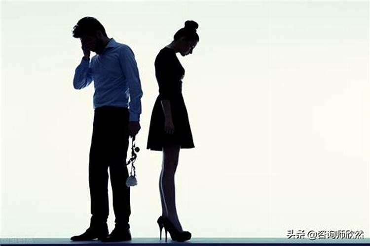 梦见替已故亲人保管钱却遭遇横祸？