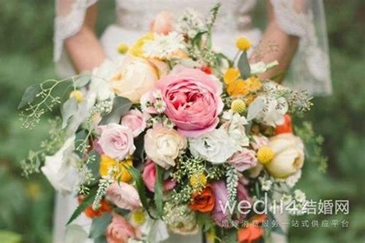 梦见表弟结婚我送他捧花是什么意思