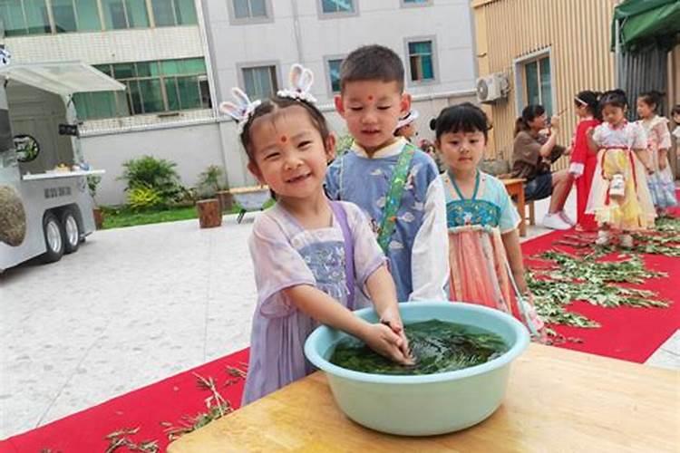 端午节时小朋友采取什么方式度过比较好