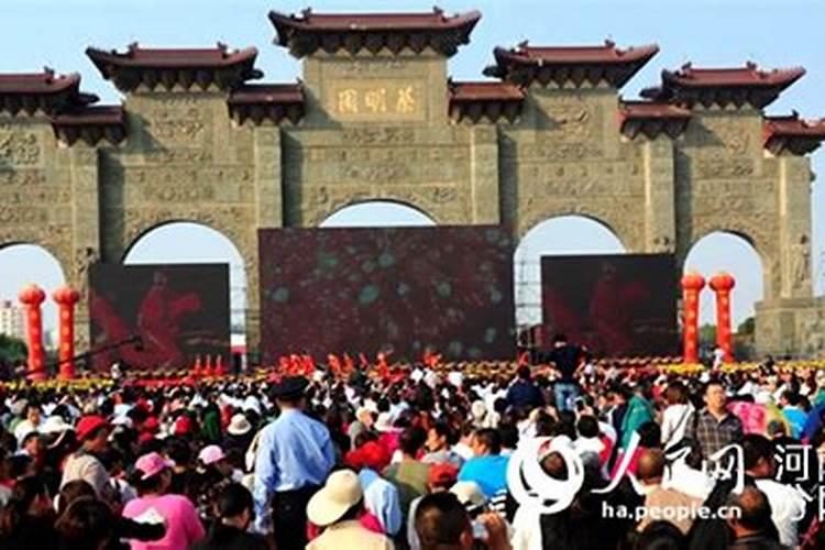 梦见土地公公追我是什么意思？