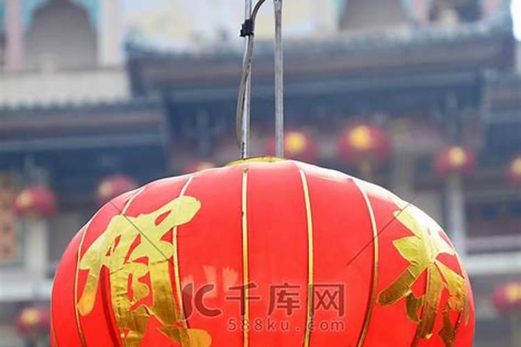 大年初一为什么不能扫地？
