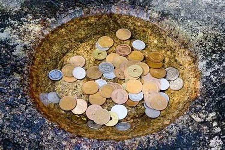 带5个硬币在身上招财吗 招财方法