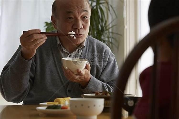 梦见抢孩子是什么意思？