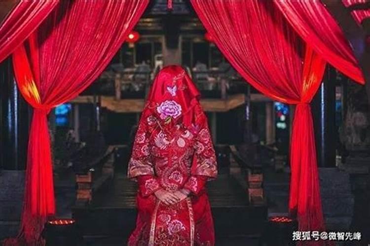 老叟赐丹药杨贵妃侍女长生得姻缘
