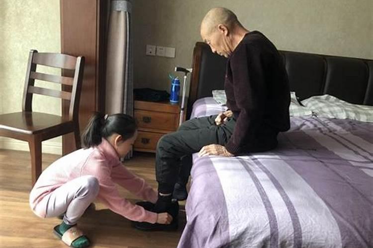 女人梦见给死人下跪磕头