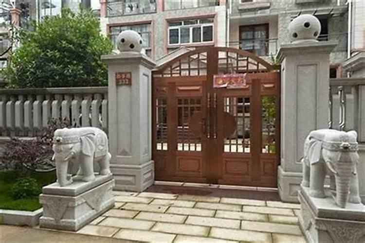 周公解梦梦见摘草莓是什么意思 周公解梦梦见摘草莓含义