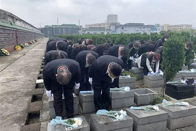 梦见邻居大吵大闹的预兆