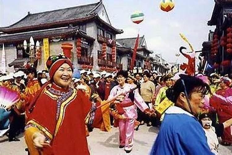 妈妈丢病日是哪天
