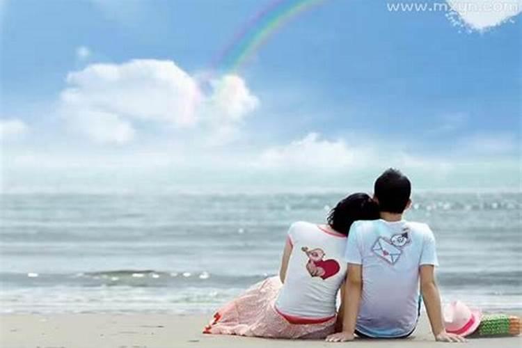 梦见梦见已离婚的老婆回来在自己床睡觉